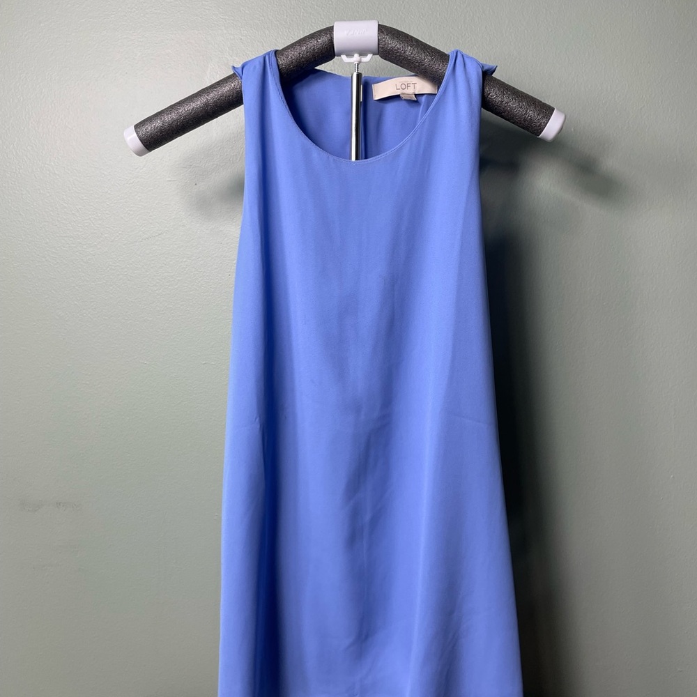 LOFT Sleeveless Blue Top